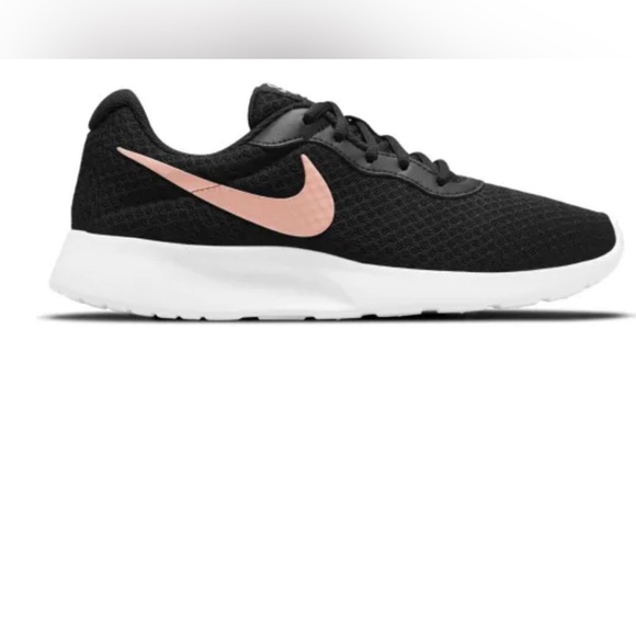 NIKE Tanjun trainers for women - Picture 1 of 6